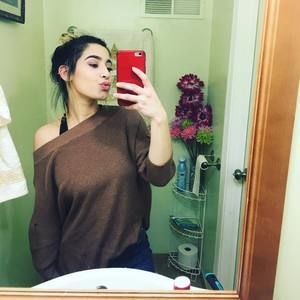 Meet your Posher, Jazmin